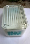 Vintage Pyrex 0502 Amish Butter Print Pattern Refrigerator Dish1 1 -1/2 PT. L@@K
