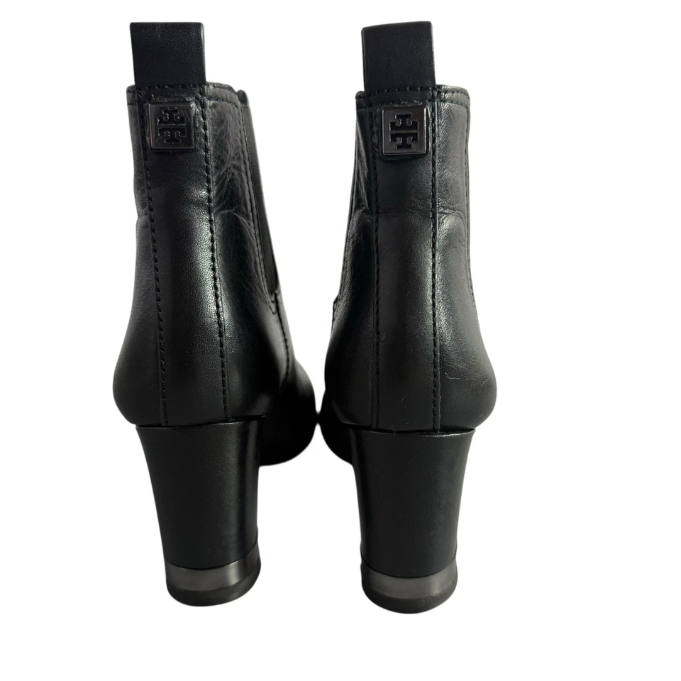 Botines Tory Burch April de cuero negro accesorios de metal armado para mujer talla 7,5 Foto 4 de 4