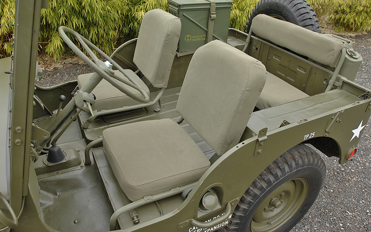 Willys Jeep M38/M38A1 Front Seat Cover Set (4 pc) w/ Installation