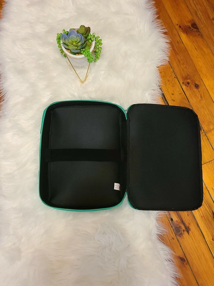 NUEVO Estuche blando para computadora móvil Golla Generation 14" con bolsillo ~ verde con margarita Foto 2 de 4