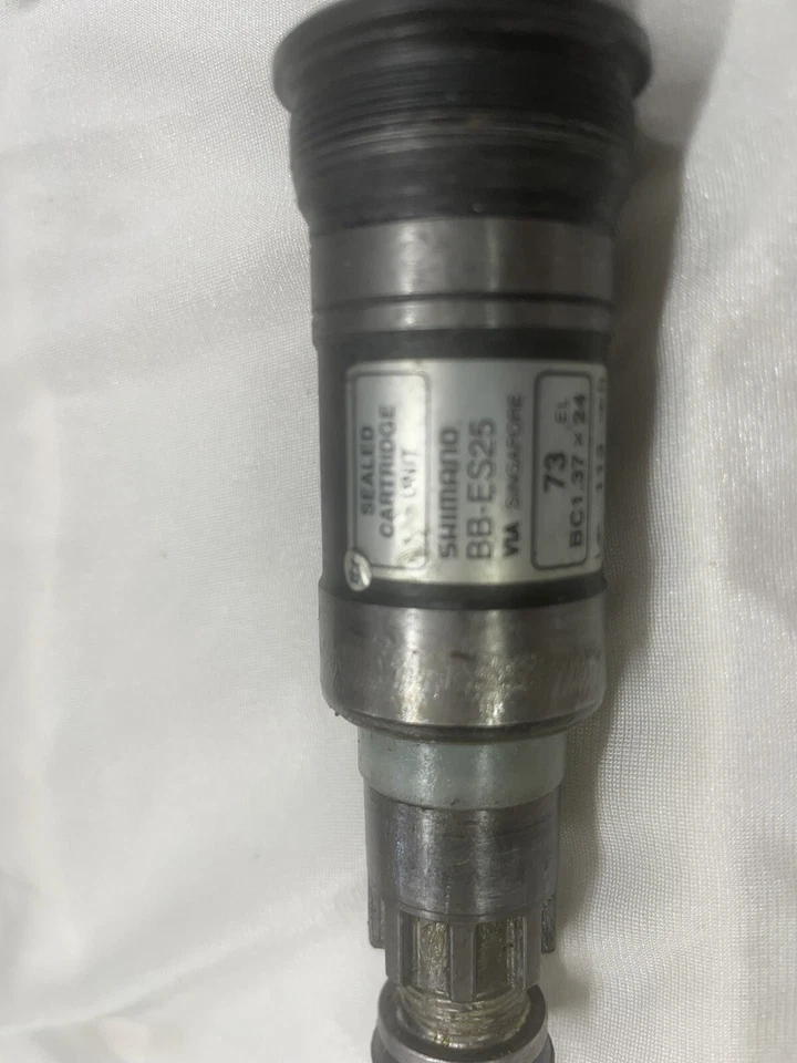 Shimano BB-ES25 Octalink V2 Spline English Bottom Bracket 73x113mm - Image 2 of 4