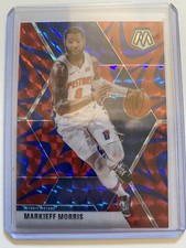 2019-20 Panini Mosaic Markieff Morris Reactive Blue Prizm #77
