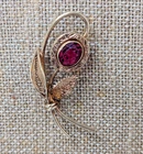 Vintage 50/60s Mid Century Gold Toned and Red Stone Costume Jewelry Brooch