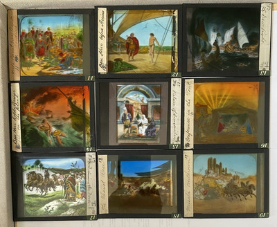 Hammer Lantern Plates-9 PLATES  VERY VIVID COLORS , ORIGINAL BOX ,