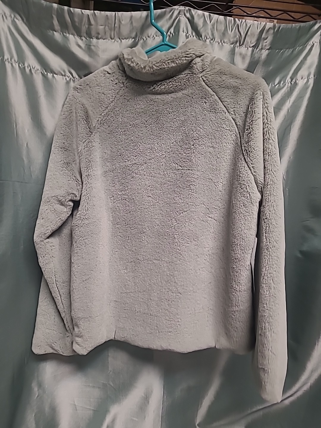 Listicle Super Soft Pullover Light Jacket Ladies … - image 3