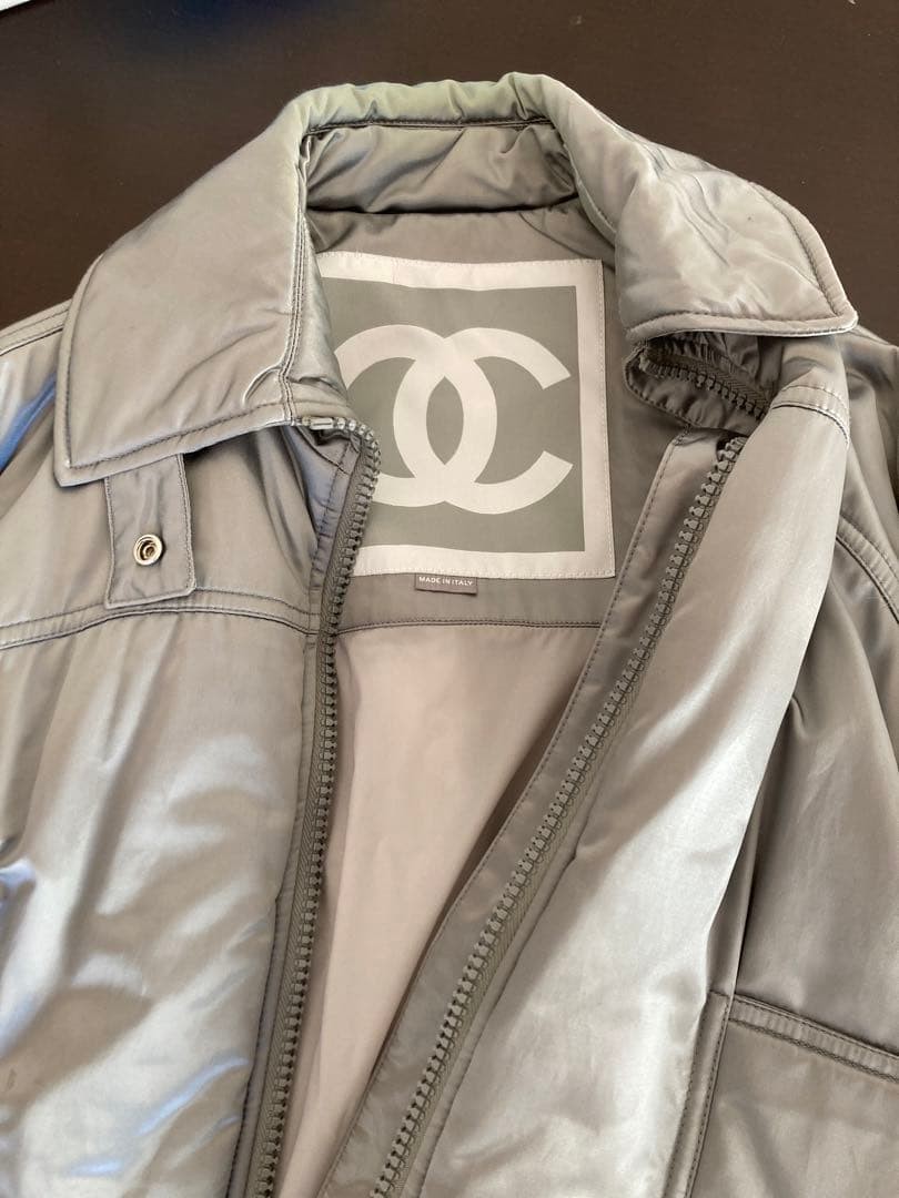 USED CHANEL DOWN SILVER ACCEPTABLE - image 1