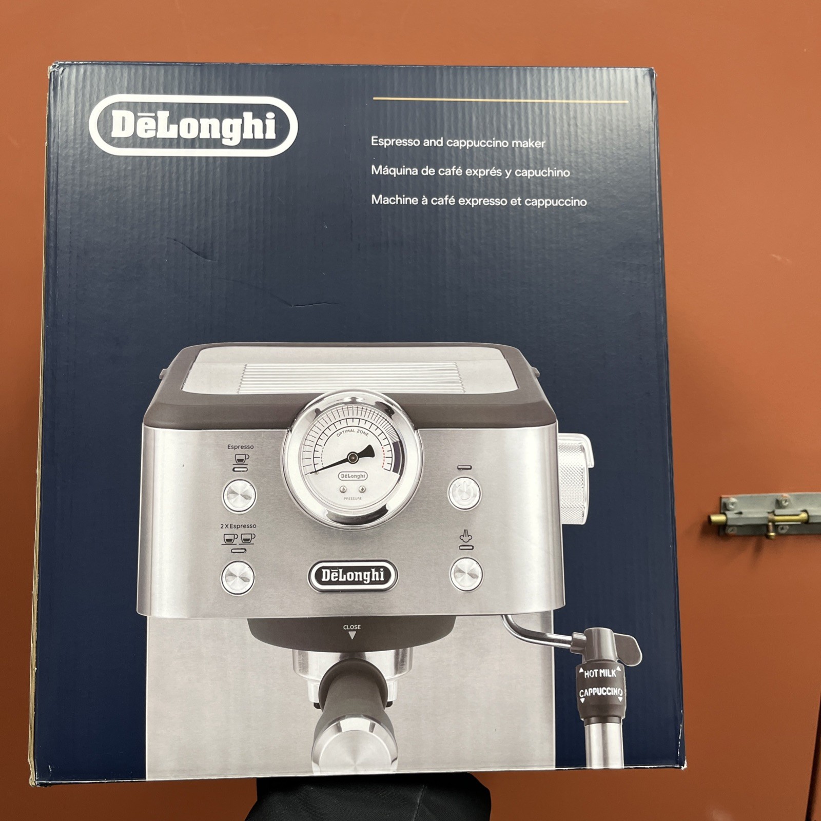 DeLonghi Linea Classic Espresso Machine