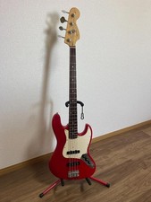Squier Jazz Bass Red par Fender