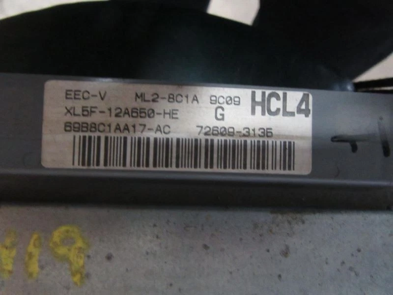 Módulo de control electrónico ECM del motor ID XL5F-HE compatible con 99-00 MAZDA B-3000 101568 Foto 2 de 4