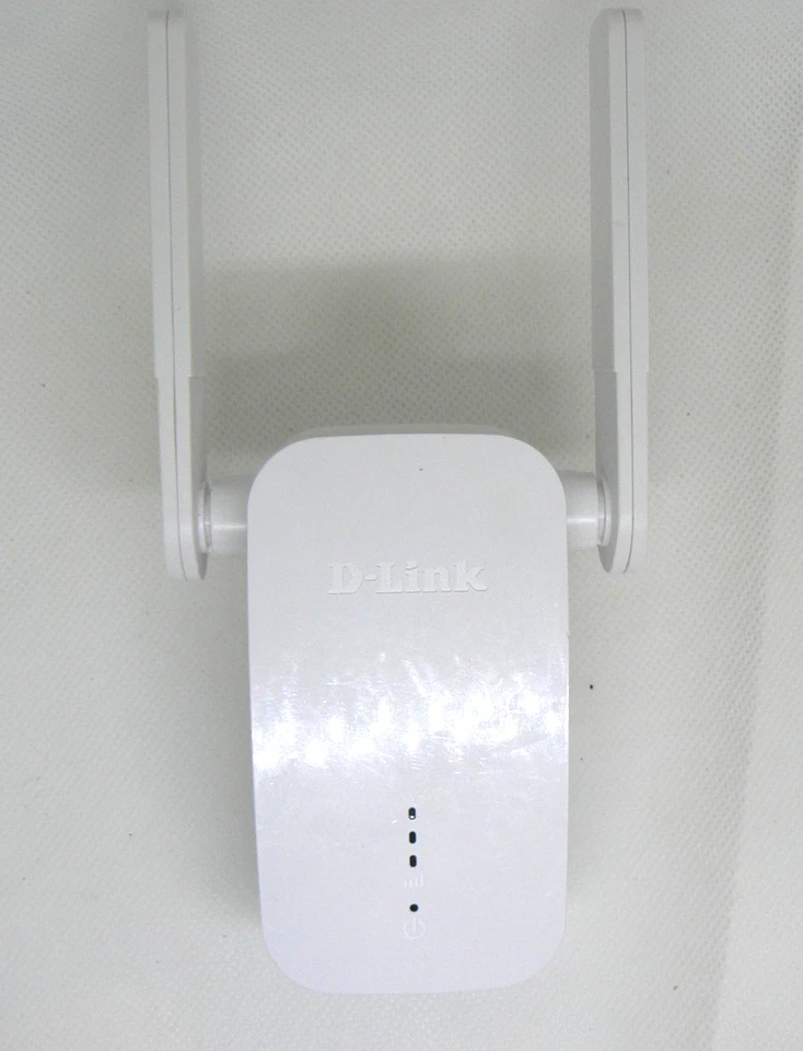 D-Link DAP-1610 AC1200 Wi-Fi Range Extender – Dual Band – Fast Setup – Tested - Image 2 of 4