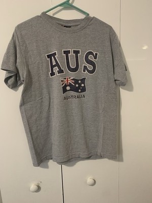Australia Men's Tee Shirt Size S L Gray  100% Cotton No Stains Just Light Wear.