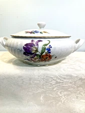 DRESDEN BOUQUET Serving dish with Lid; no damage ht with lid 4 3/4"