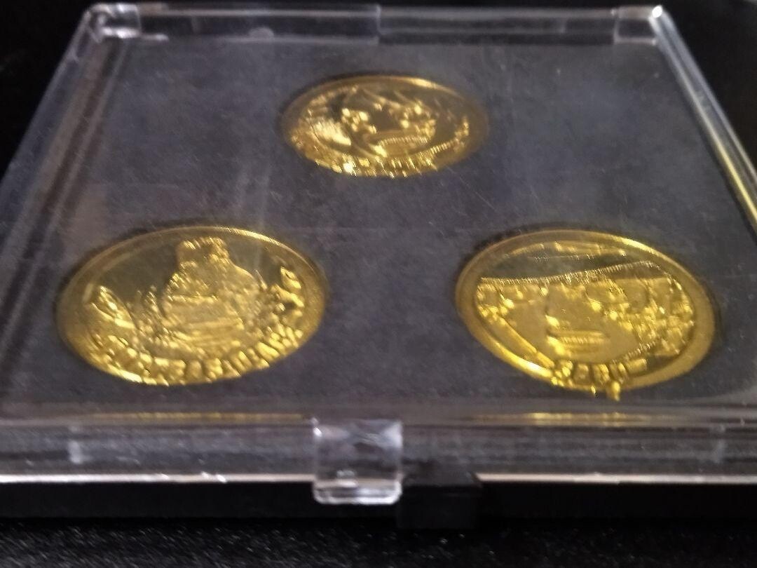 Jump One Piece 20th Anniversary 3-Brothers Limited Coin Set