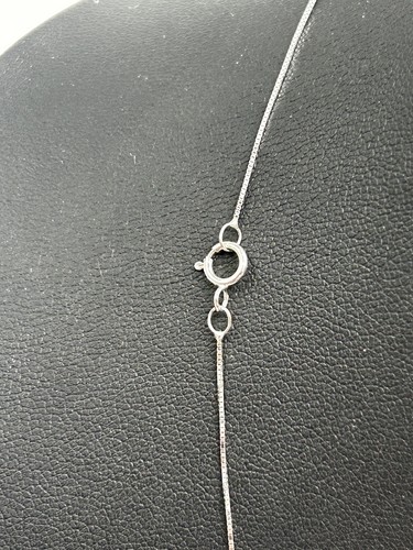 1mm 18" White 14kt Gold Box Link Chain Necklace - Classic & Elegant Design - Picture 3 of 4