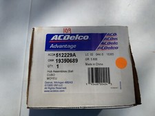 Genuine Gm Rear Wheel Hub And Bearing Assembly 19390689 Ac Delco New