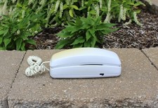 White Telestyle Trimline Touchtone Pulse Telephone PH-300