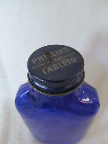 Vtg Phillips 200 Tablets Cobalt Blue Glass Bottle - Picture 2 of 3