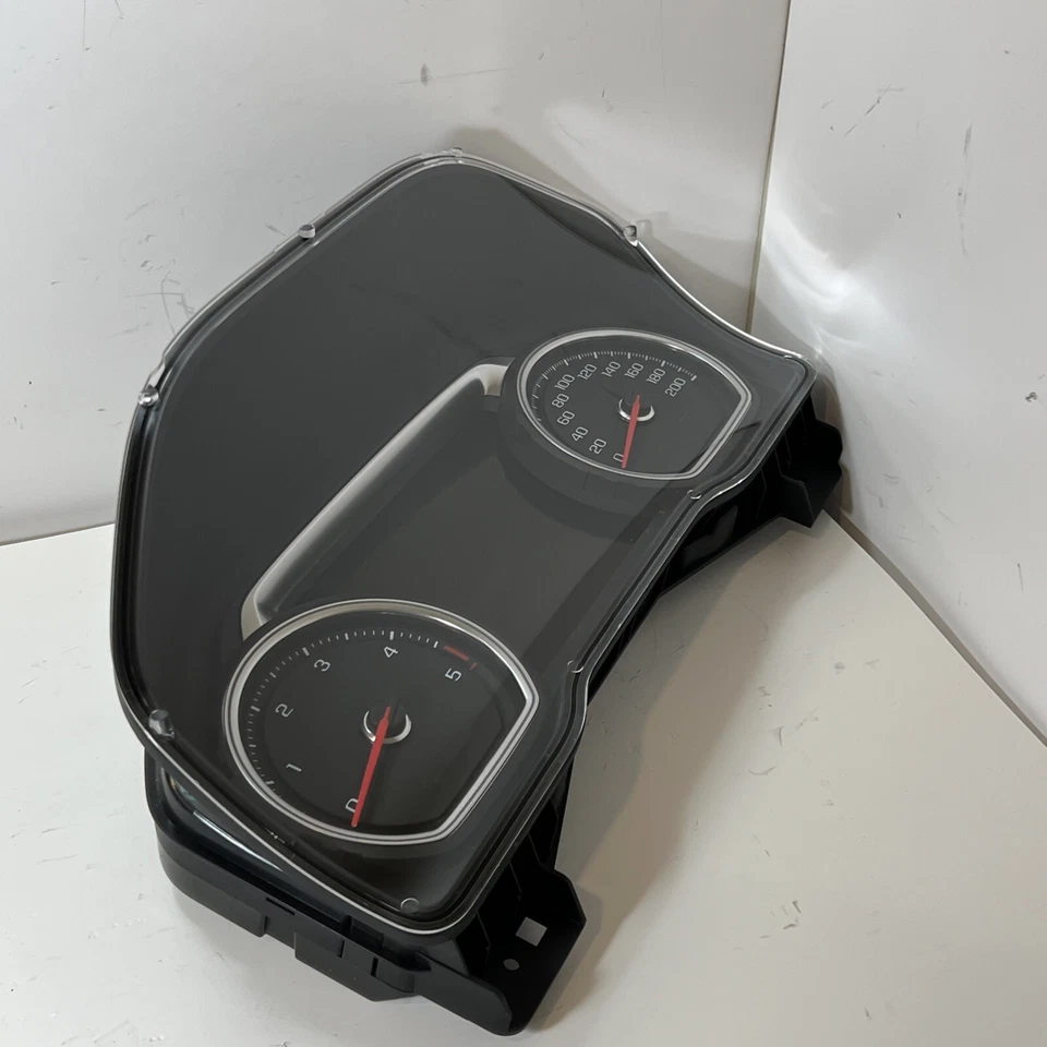 2021 CHEVROLET SILVERADO 2500 HD INSTRUMENT CLUSTER 84935281 OEM 105K - Изображение 3 из 4