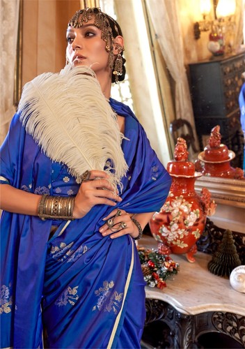 Designer Satin Handloom Weaving Silk Saree with Blouse Piece, Banarasi Silk Sari - Picture 5 of 15
