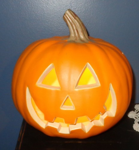 ORANGE KUNSTSTOFF JACK-O-LATERNE KÜRBIS FENSTER ODER HOF LICHT Halloween Blasform - Bild 9 von 9