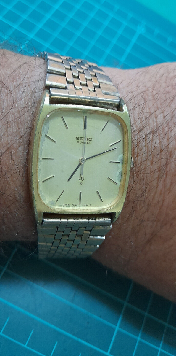 時計 SEIKO 7830-5040 VINTAGE QUARTZ Seiko Quartz Watch 7830-5040 case no.8D2302 , made in Japan