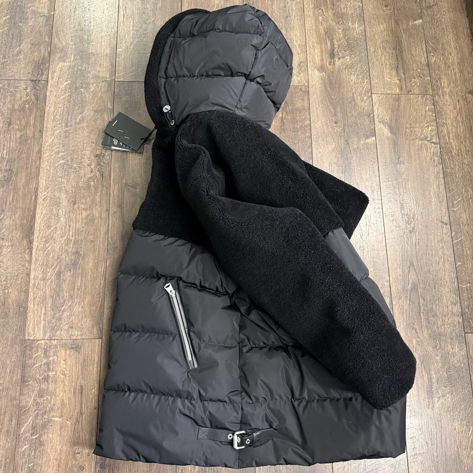 Mackage Junia Woman’s XL Black Down Puffer Jacket Hooded Shearling Trim NWT image 5