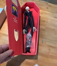Nightmare Before Christmas: Jack with Lock Red Coffin JUN PLANNING FIGURE