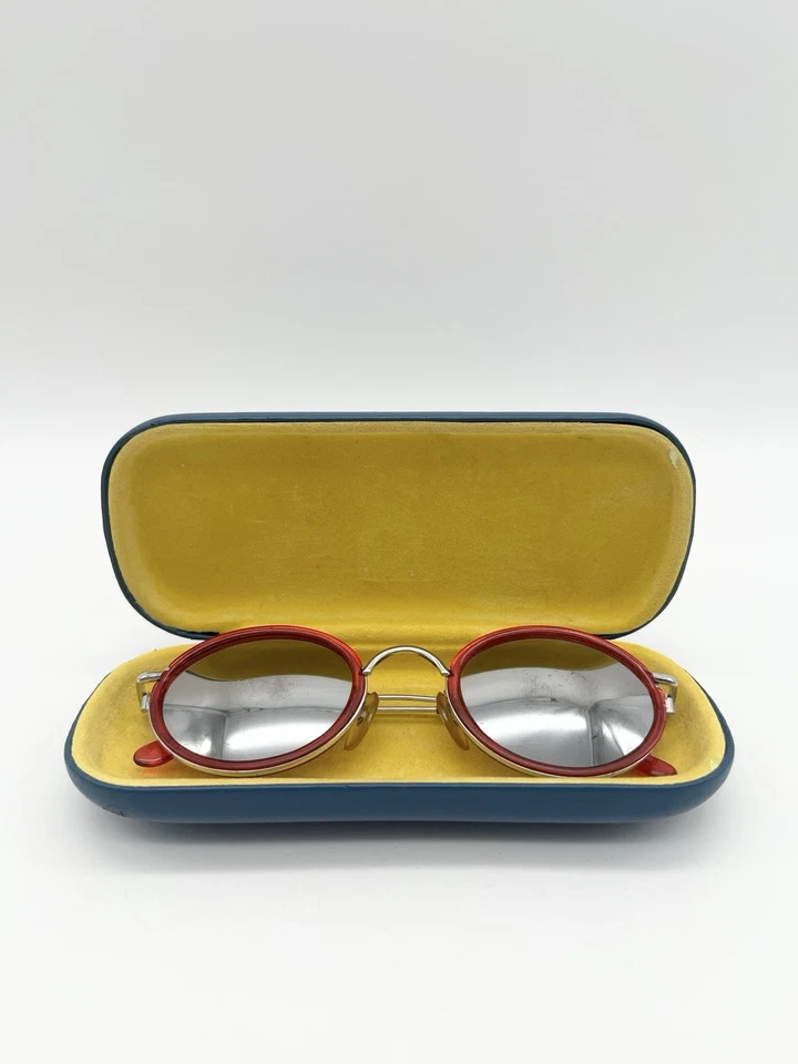 Gafas de sol de skate rojas vintage años 90 estuche rígido gráfico espejado punk grunge Foto 2 de 4