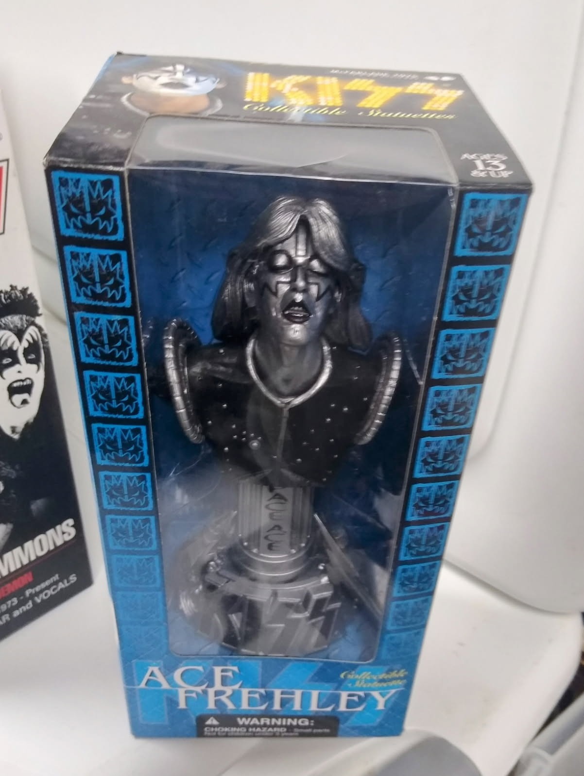 KISS 4pc METALLIC SILVER Collectible Statuettes Busts NIB Rare Variant Set