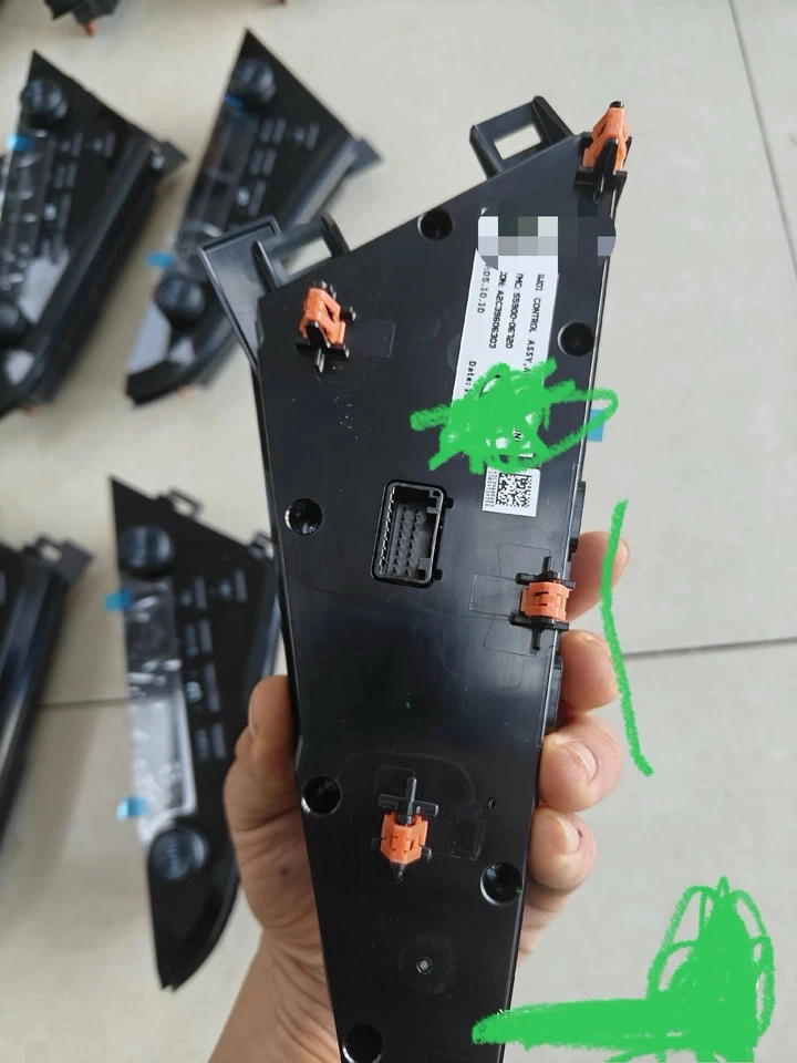 55900-06480 OEM Air Conditioner Control Panel for Toyota Camry 2017–2024 - Image 2 of 4