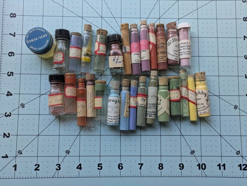 Vintage Ceramic & China Paint Pigment Lot – Mixed Colors