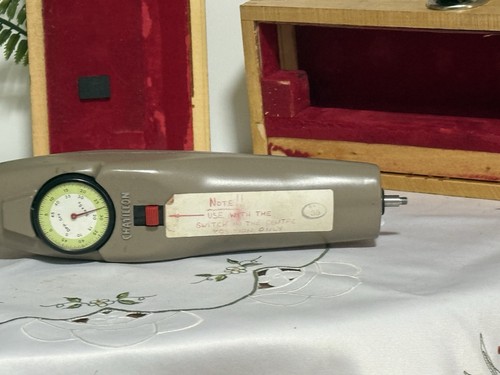 JOHN CHATILLON AND SONS MECHANICAL FORCE GAUGE SCALE IN BOX - Picture 4 of 22