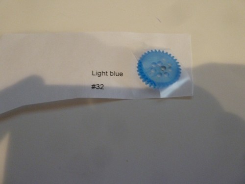 Kenner Spirograph Light blue #32 replacement bar gear wheel