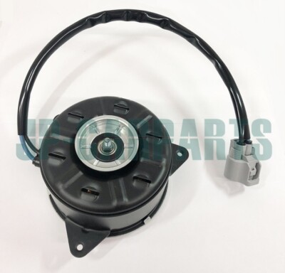 TOYOTA GENUINE MOTOR COOLING FAN NO.2 16363-31440 LEXUS IS300H