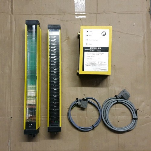 Fiessler Lichtschranke Sender Empfänger Steuerung LSUWNSR3-1  BWS-S LSUW-NSR 3-1 - Bild 1 von 6