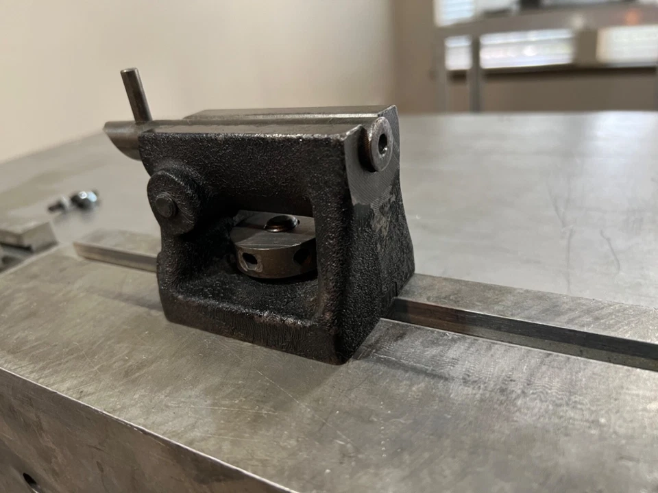 Cabezal de indexación divisorio rotativo Brown & Sharpe 6813 y contrapunto, raro Foto 4 de 4