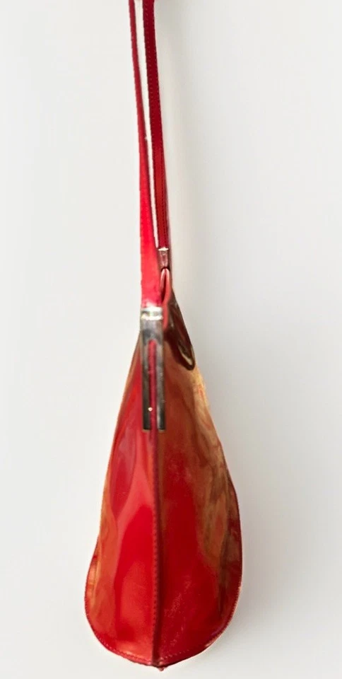 Bolso de Hombro Furla Rojo Charol Bolso Baguette Hecho en Italia Foto 2 de 4