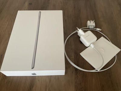 iPad 5 (2017) Apple iPad Wi Fi Tablet 128 GB Grau WLAN / Internetanschluss Wi Fi