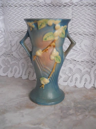 Roseville Vase IV-6 Snowberry Handled Vase Blue and Pink