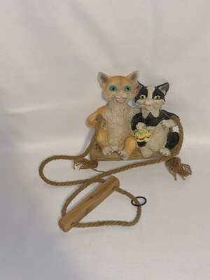 VTG Resin Cat Swing Figurine Hanging Kitten Statue Tree Garden Retro Porch Decor