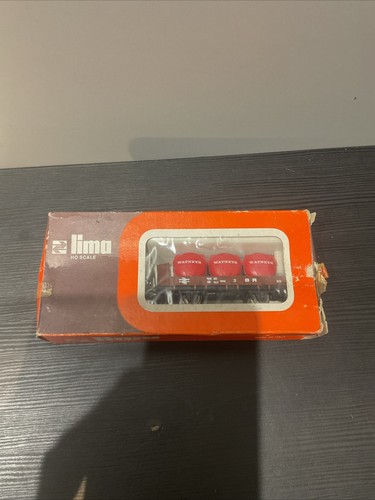 LIMA HO 2822 - Continental 3 Cask Wagon `WATNEYS ` - Spur HO Originalverpackt | Condition: Used