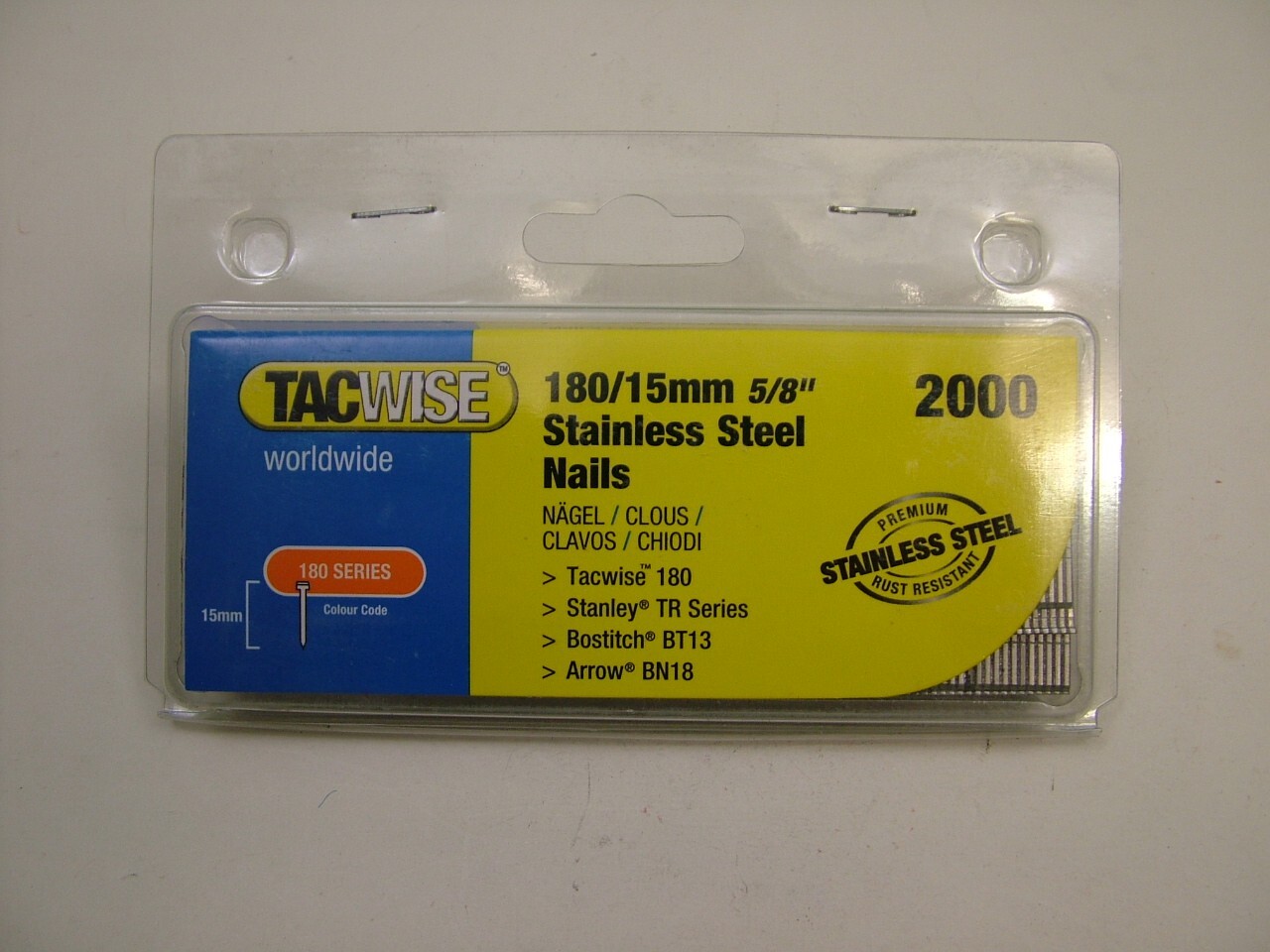 2nd fix Stainless Steel straight brad finish nails 18 gauge 15mm box of 2000