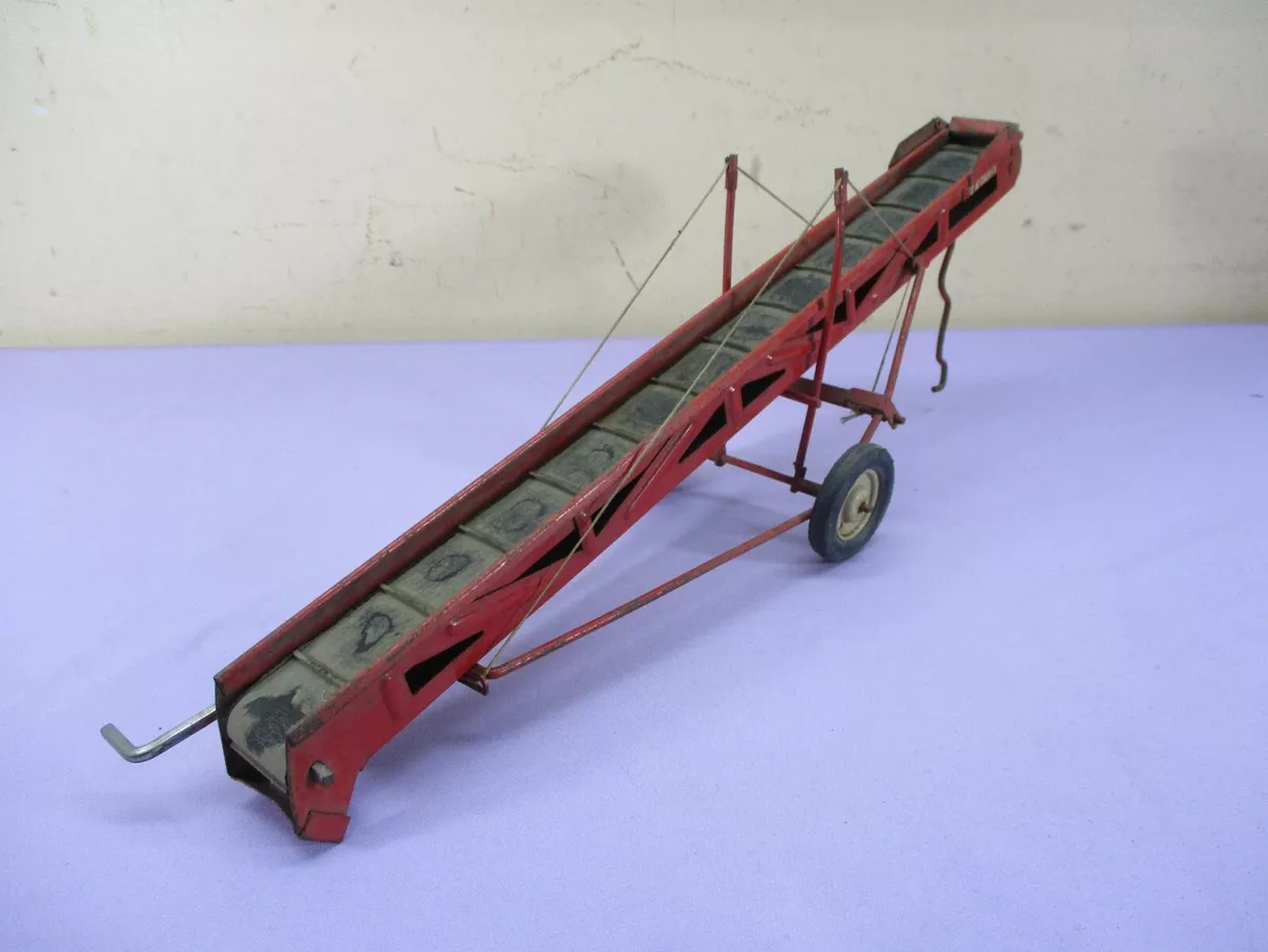Toy conveyor top