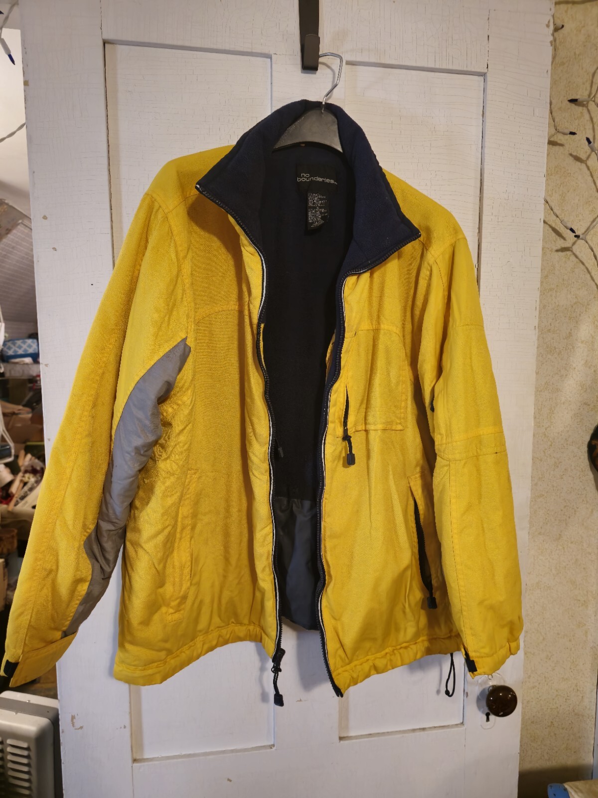 No Boundaries Men’s Waterproof Lightweight 3-in-1 Ski Jacket Size L Yellow