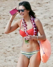 Nina Dobrev 8x10 Photo