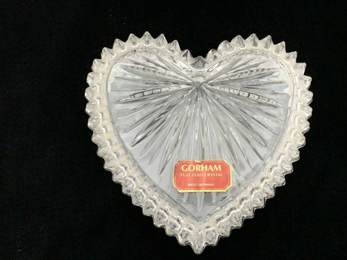 Gorham Full Lead Crystal Heart Shaped Vanity Trinket Dish Box - Picture 2 of 8