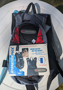 High Sierra Hydration Backpack 2L Bladder Hiking Water Pack Airmesh Back Panel