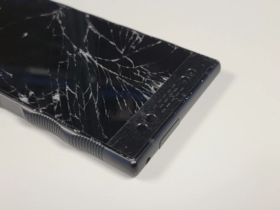 Smartphone RED HYDROGEN One (H1A1000) 128GB (Verizon) - ROTO - N601 Foto 4 de 4