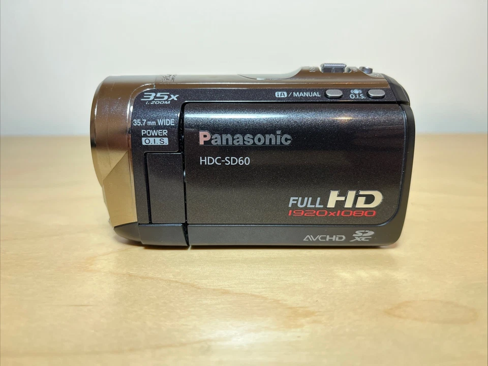 Panasonic HDC-SD60 Video Camera Camcorder 25x Lens, 5.0mp, Full 1080P HD OIS X60 - Image 3 of 4
