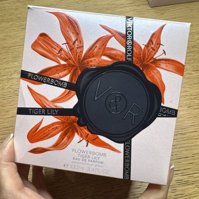 ViktorRolf Flowerbomb Tiger Lily Floral Eau De Parfum Spray 3.4 oz  100ml